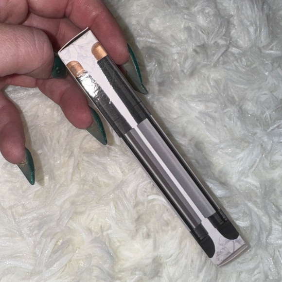 FINAL PRICE NWB Julep Crème to Powder Eyeshadow Stick Duo - Picture 6 of 6